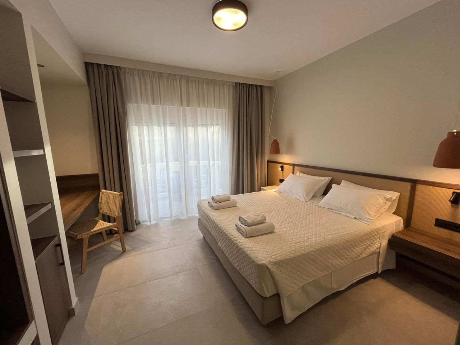 Mediterranean Sea Top Floor 帕琉乔拉 外观 照片