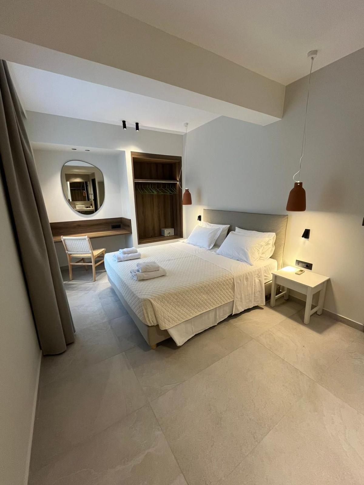 Mediterranean Sea Top Floor 帕琉乔拉 外观 照片