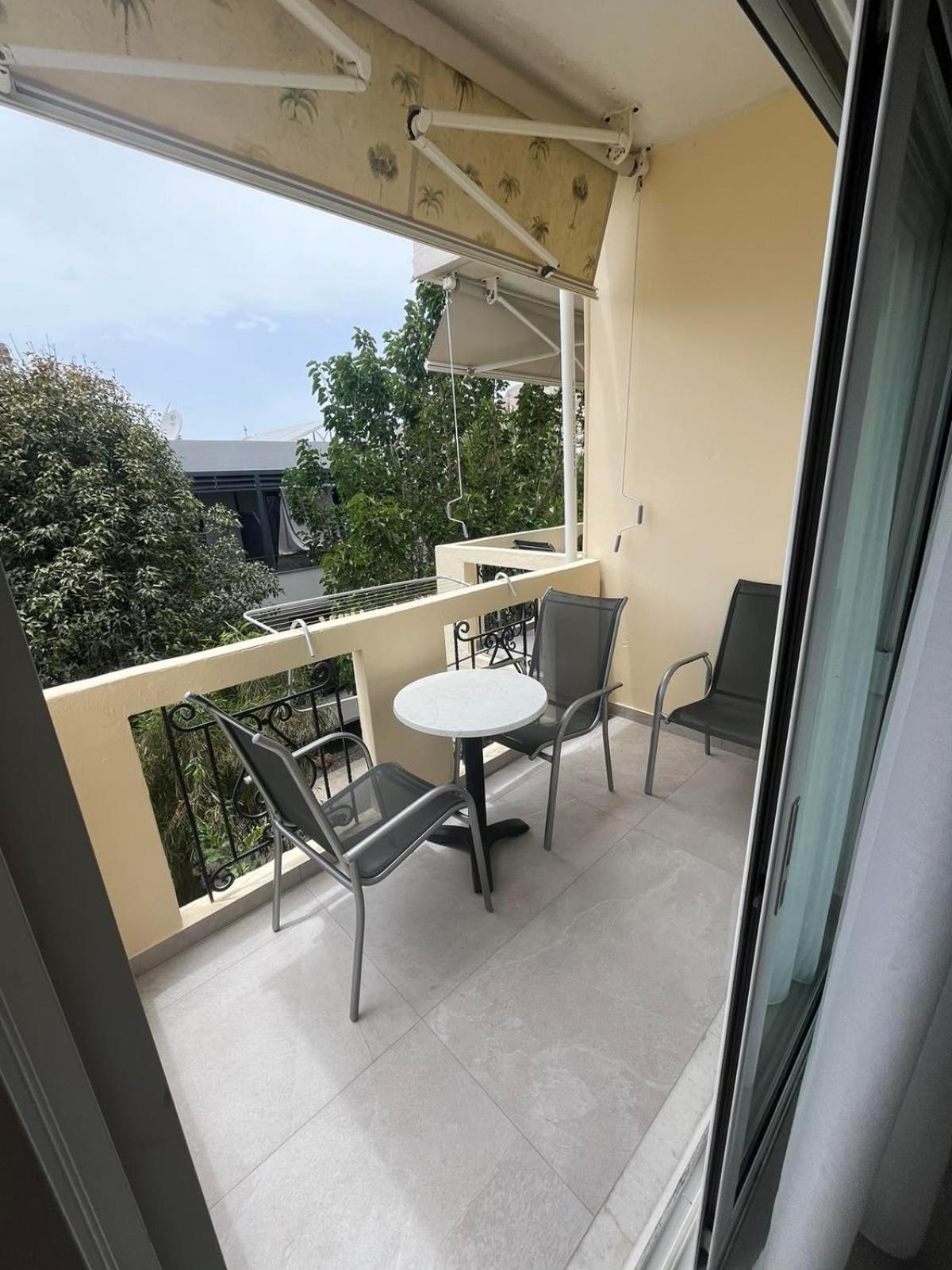 Mediterranean Sea Top Floor 帕琉乔拉 外观 照片