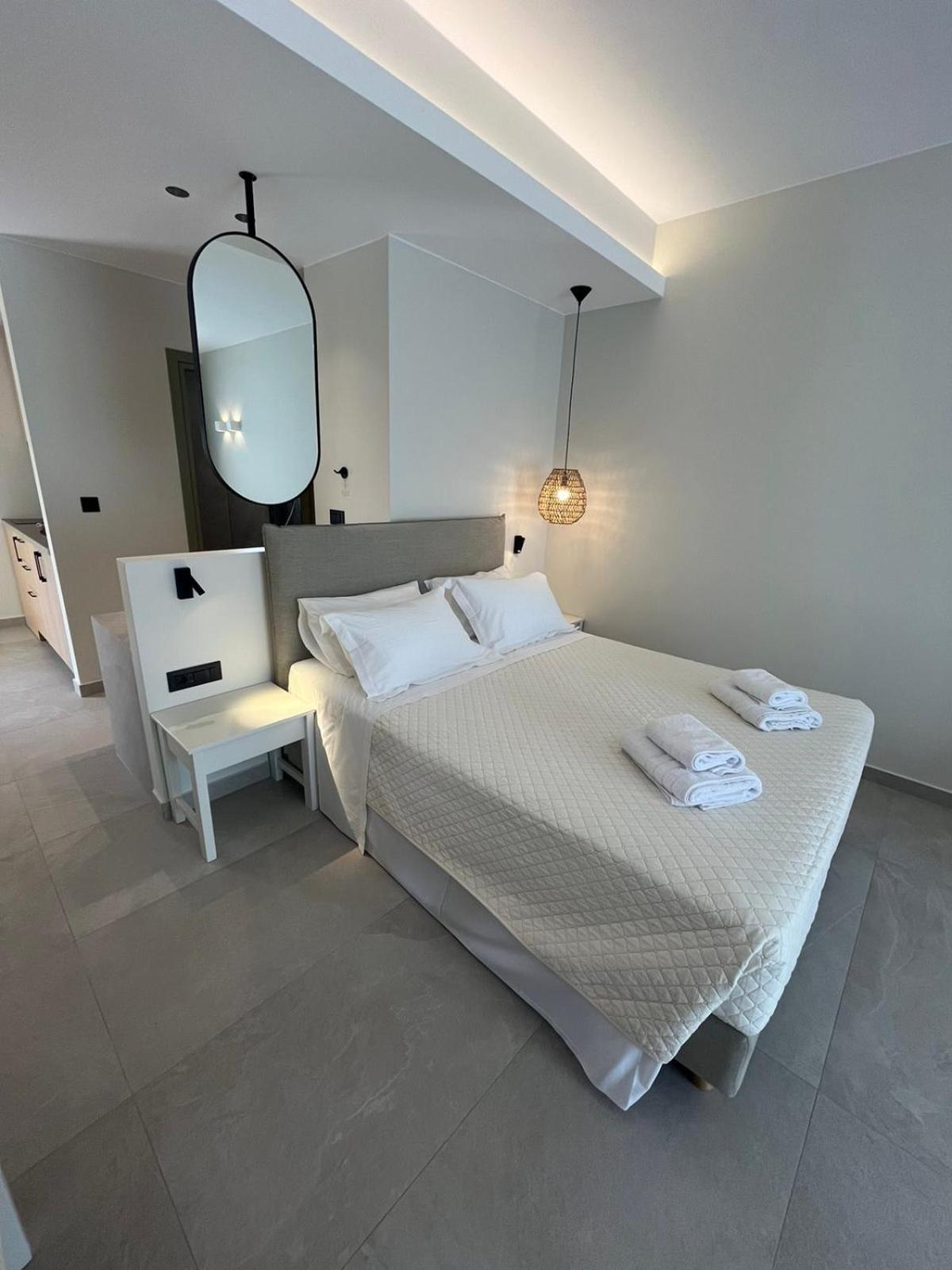 Mediterranean Sea Top Floor 帕琉乔拉 外观 照片