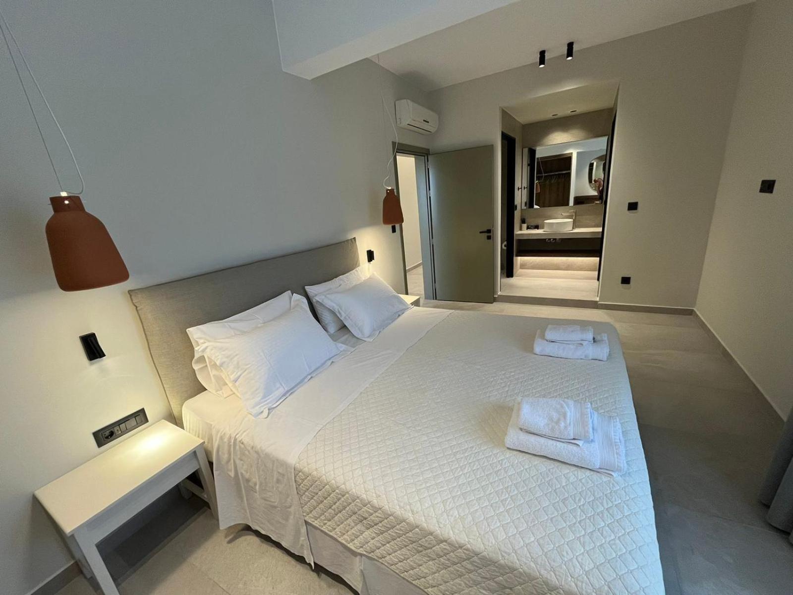 Mediterranean Sea Top Floor 帕琉乔拉 外观 照片