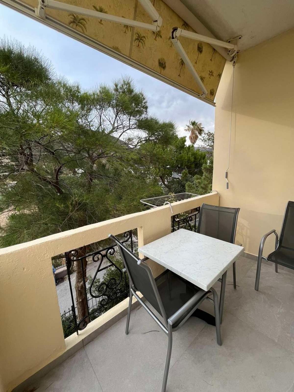 Mediterranean Sea Top Floor 帕琉乔拉 外观 照片